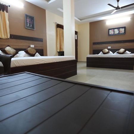 S4 Residency Hotel Chennai Exterior photo