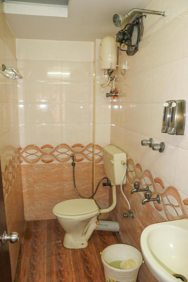 S4 Residency Hotel Chennai Exterior photo