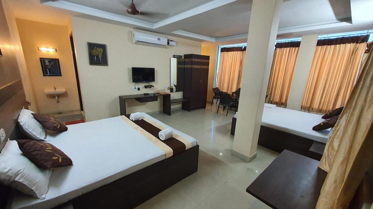 S4 Residency Hotel Chennai Exterior photo