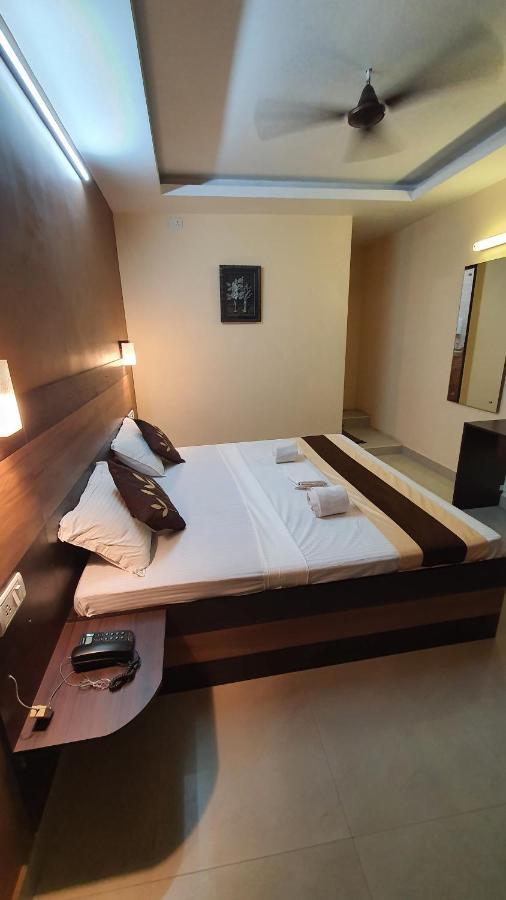 S4 Residency Hotel Chennai Exterior photo