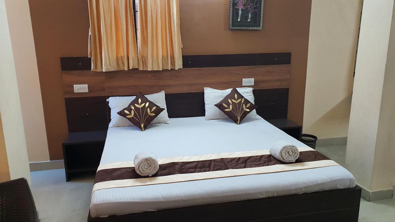 S4 Residency Hotel Chennai Exterior photo