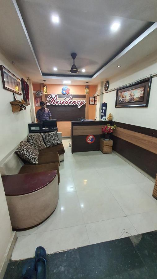 S4 Residency Hotel Chennai Exterior photo